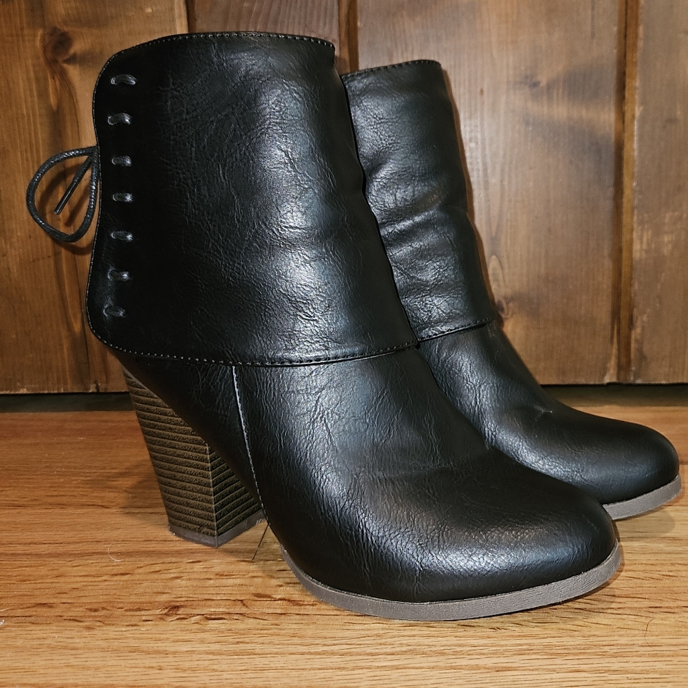 JG Women's Black Ankle Boots